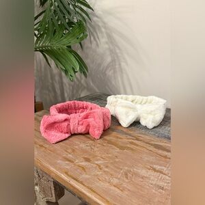 2 pack Spa Bow Headbands. Pink and white. Makeup Headbands for Washing Face.